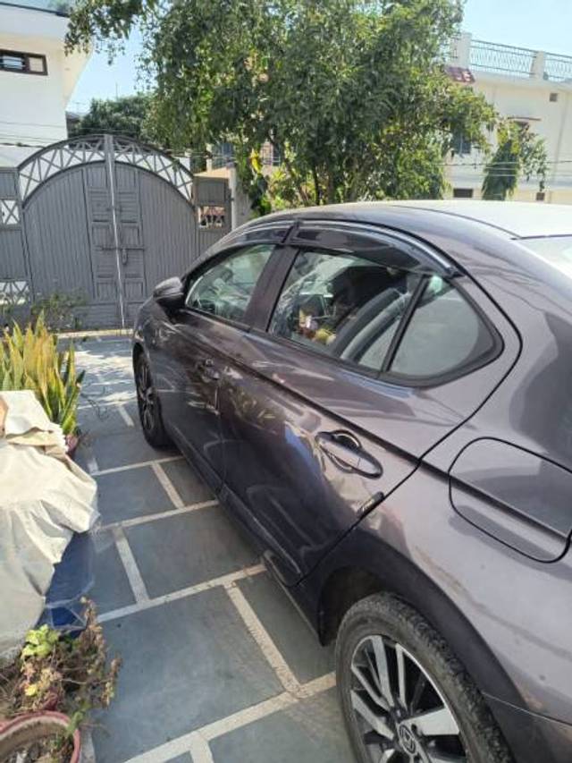 https://images10.gaadi.com/usedgaadi-sellcar/UsedCar/d5eb26aaa/33725deb-6808-4c51-bb03-846b9430269b.jpg?imwidth=6402