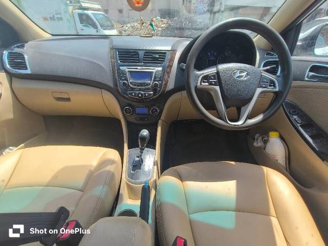 https://images10.gaadi.com/usedgaadi-sellcar/UsedCar/d5ef2d23a/6f667bda-9bdd-4f69-b636-7080f3bc3703.jpg?imwidth=6401