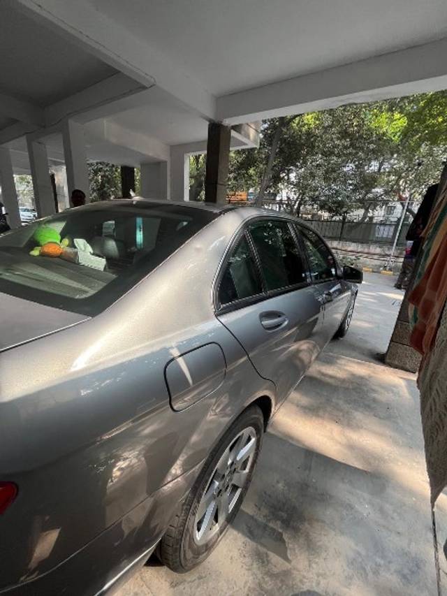 https://images10.gaadi.com/usedgaadi-sellcar/UsedCar/d5f0dd4da/a3588e47-32c4-42e1-921b-49efce9c7511.jpeg?imwidth=6402