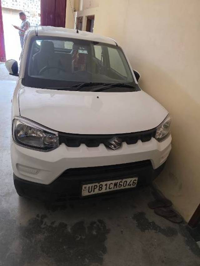 https://images10.gaadi.com/usedgaadi-sellcar/UsedCar/d5f2fdf5a/f5bca9b3-d142-489a-82f8-8343244451b5.jpg?imwidth=6400
