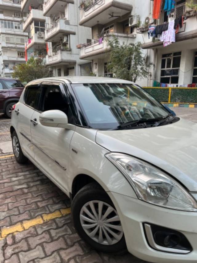 https://images10.gaadi.com/usedgaadi-sellcar/UsedCar/d5f3c418-11a3-4ba7-be5b-f2a1f6b14854/93c8e0b5-8bc2-46a2-83cc-d25fc61a53be.jpeg?imwidth=6400