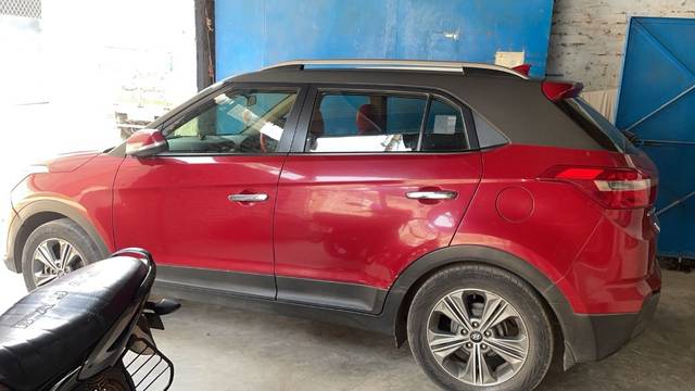 https://images10.gaadi.com/usedgaadi-sellcar/UsedCar/d5f4e6f3a/c6238df5-d542-4202-a3b6-e1f3672aedec.jpeg?imwidth=6402