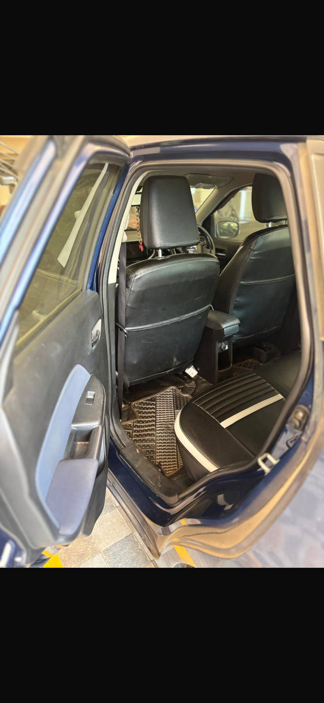 https://images10.gaadi.com/usedgaadi-sellcar/UsedCar/d5f5559fa/f81dc091-1365-4140-898b-86f1c64858db.png?imwidth=6402