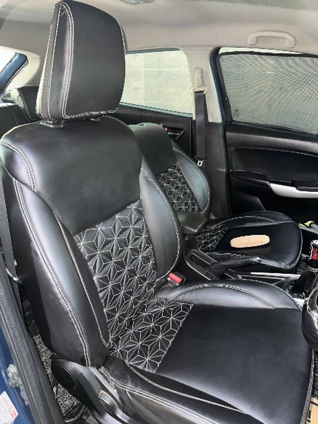 https://images10.gaadi.com/usedgaadi-sellcar/UsedCar/d5f80bd0a/9aeb740c-532e-4f3e-8ebc-13d7eb883478.jpeg?imwidth=6402