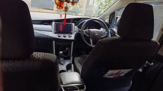 https://images10.gaadi.com/usedgaadi-sellcar/UsedCar/d5f9405ca/f1af8c50-e2a7-4175-b7e4-c69b6196bddd.jpeg?imwidth=6401