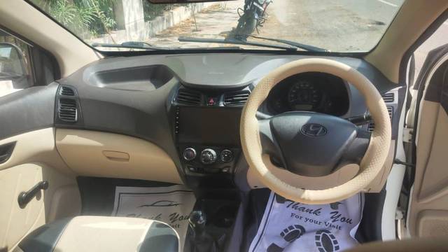 https://images10.gaadi.com/usedgaadi-sellcar/UsedCar/d5fa7ee7a/e0a22f2a-e44e-44ca-90fc-01b4421d3f10.jpg?imwidth=6402