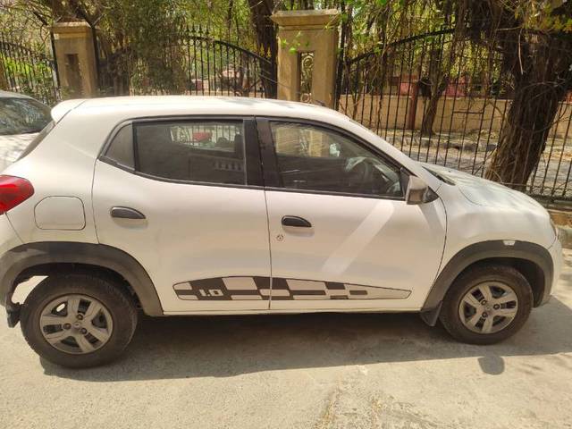 https://images10.gaadi.com/usedgaadi-sellcar/UsedCar/d5faa956a/9ce011b4-52bd-426b-afaf-3292909e61fe.jpg?imwidth=6402