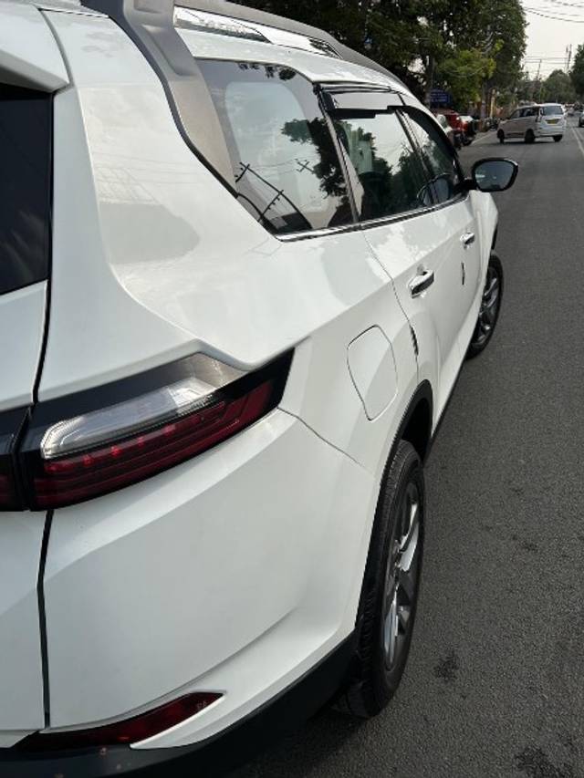 https://images10.gaadi.com/usedgaadi-sellcar/UsedCar/d5ff748ca/09588574-1180-4805-b1c0-842154aa546f.jpeg?imwidth=6401