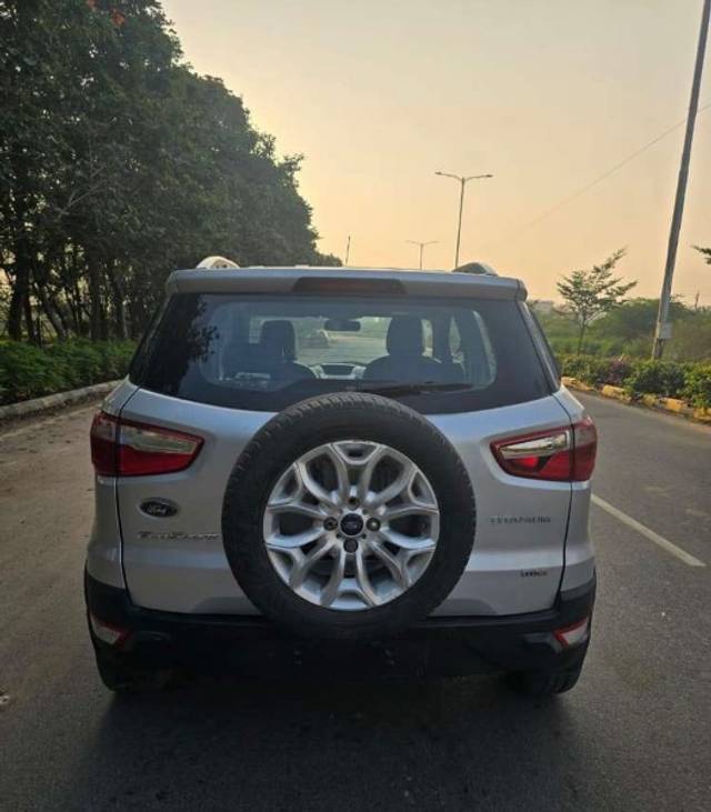 https://images10.gaadi.com/usedgaadi-sellcar/UsedCar/d60ca8cb-7fb2-4226-a7fe-4abc499edfdf/b54e0222-5ac0-402a-b56b-17de21fe21e4.jpeg?imwidth=6402