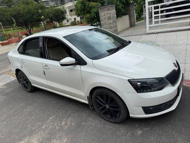 Skoda Rapid 1.5 TDI AT Style BSIV Second-hand 2017 Skoda Rapid 1.5 TDI AT Style BSIV for sale in Krishna