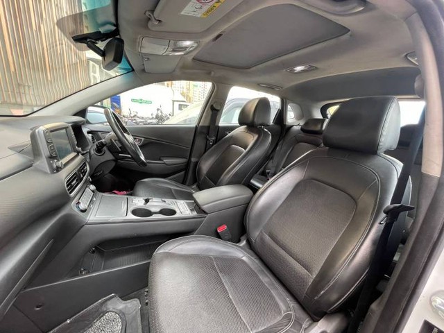 Hyundai Kona Premium - Photo 8