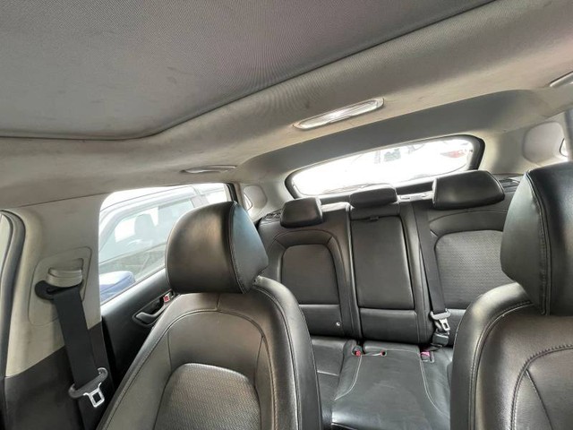 Hyundai Kona Premium - Photo 5