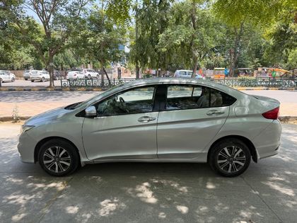 51 Used Honda City in Faridabad