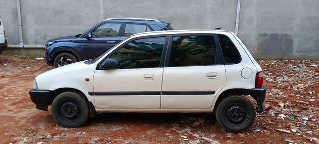 https://images10.gaadi.com/usedgaadi-sellcar/UsedCar/d64c204e-7d81-4617-a120-b11408ff029a/06cd5d8e-acd2-48a5-acd6-aa4fea7ca111.jpg?imwidth=6400