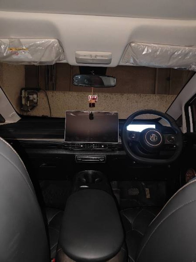 MG Windsor EV Essence - Photo 3