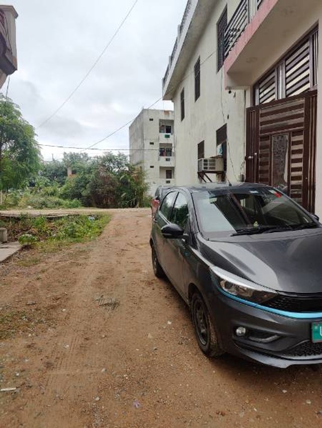 Tata Tiago EV XZ Plus LR - Photo 2