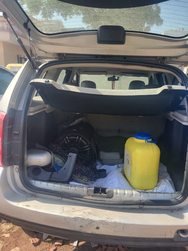Renault Duster RXL AWD Second-hand 2014 Renault Duster RXL AWD for sale in Ahmedabad