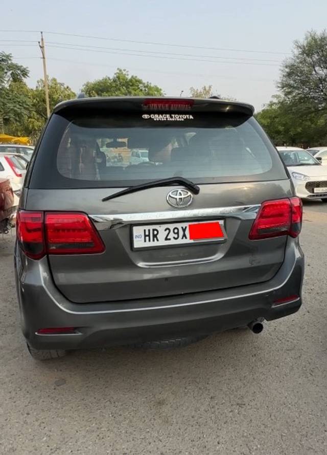 https://images10.gaadi.com/usedgaadi-sellcar/UsedCar/d6749cad-f303-4a02-bc35-1d92fe8015d6/cd1ba4f0-bc26-48c9-ab04-e4b347f99d08.jpg?imwidth=6401