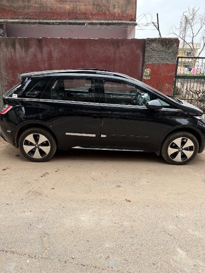 MG Windsor EV Essence - Photo 1