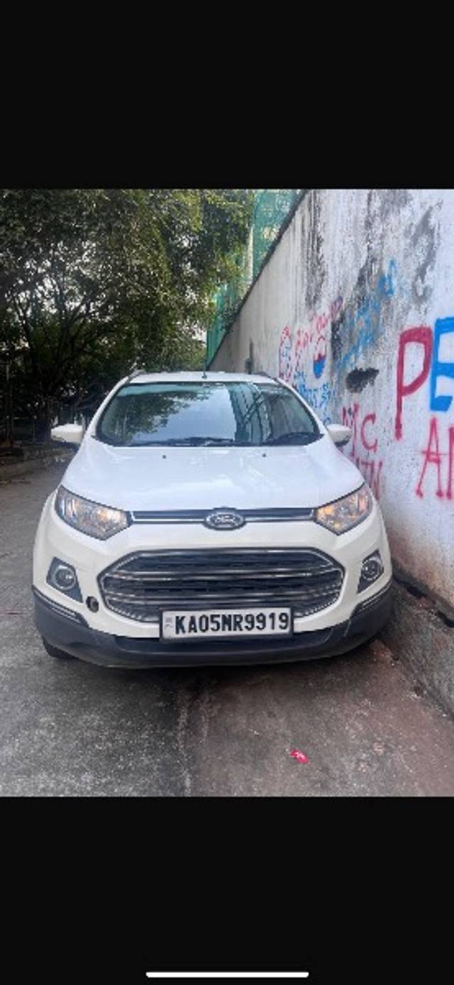 https://images10.gaadi.com/usedgaadi-sellcar/UsedCar/d69ae310-55c4-4d42-af9c-de303acb2cf2/015abe65-b187-4c69-a66f-bef01ab34358.jpg?imwidth=6400