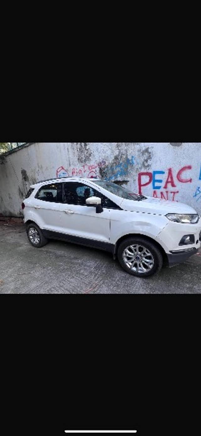 https://images10.gaadi.com/usedgaadi-sellcar/UsedCar/d69ae310-55c4-4d42-af9c-de303acb2cf2/03fc2eca-efa2-4e2c-8ccf-e11367d7a36b.jpg?imwidth=6401