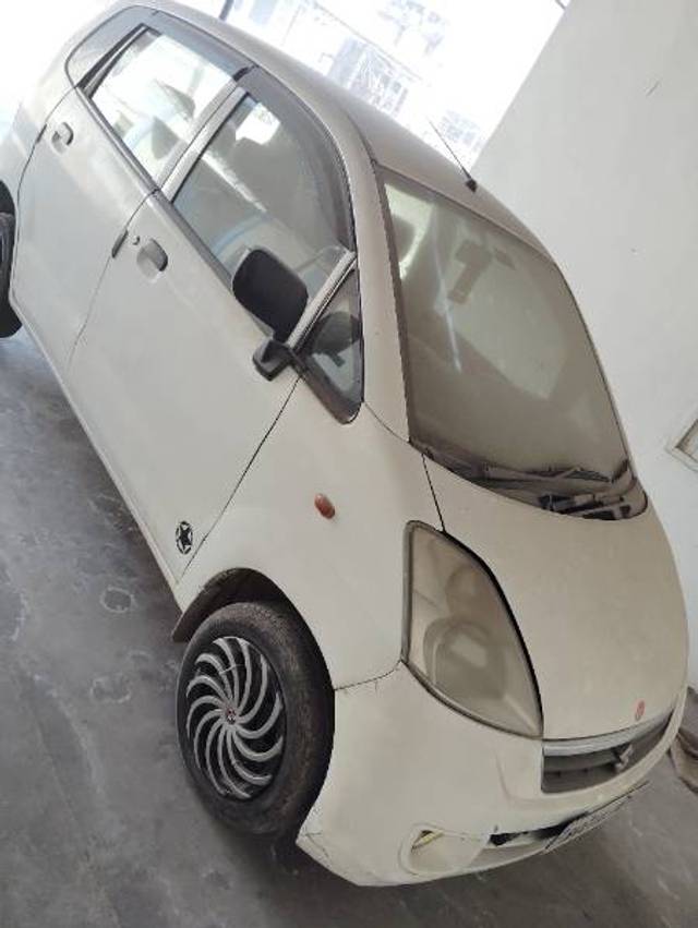 https://images10.gaadi.com/usedgaadi-sellcar/UsedCar/d6a177c8-c7ac-4289-89ff-b0e44f09c224/fa7db7f8-5380-4cc1-ac02-e765220253f4.jpg?imwidth=6402