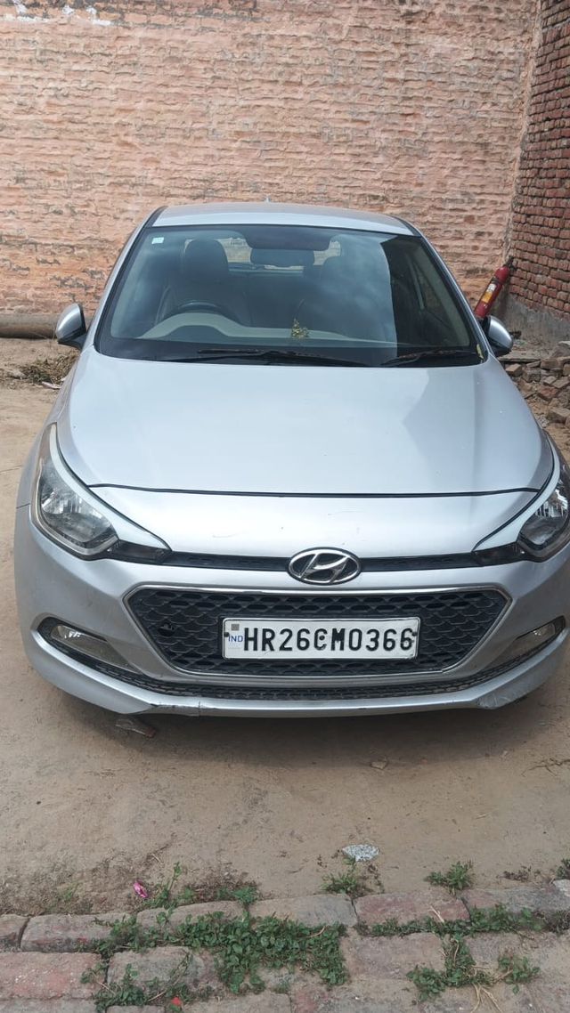 Hyundai i20 Asta 1.2 Second-hand 2015 Hyundai i20 Asta 1.2 for sale in Bahadurgarh