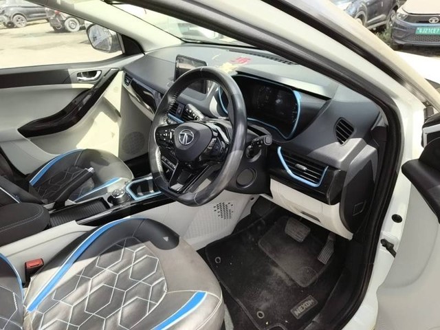 Tata Nexon EV XZ Plus - Photo 7