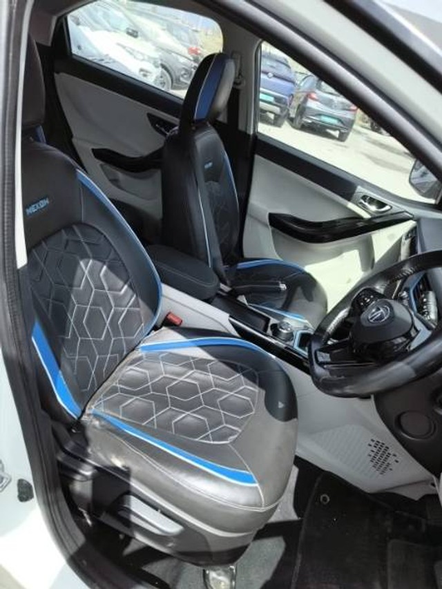 Tata Nexon EV XZ Plus - Photo 9