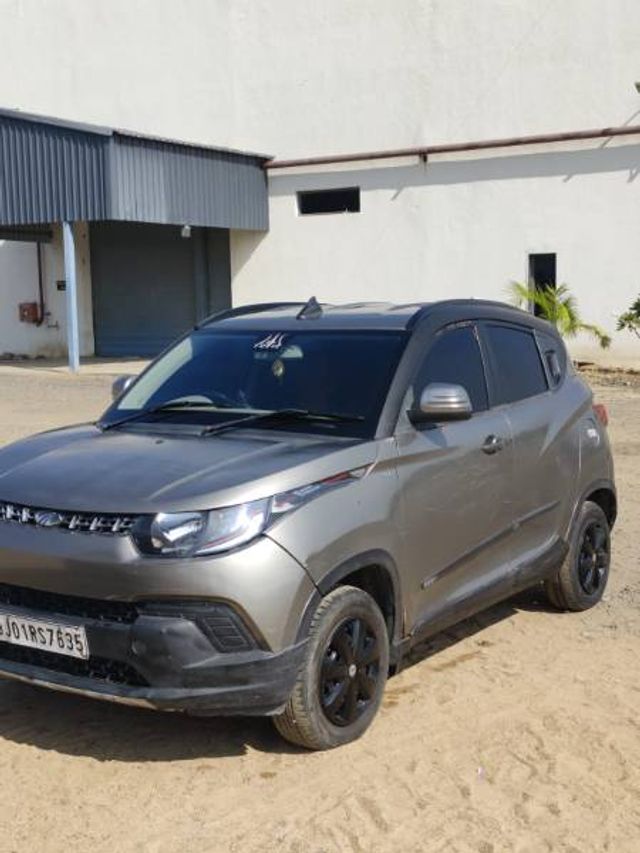 Mahindra KUV 100 mFALCON G80 K4 Plus Second-hand 2016 Mahindra KUV 100 mFALCON G80 K4 Plus for sale in Ahmedabad