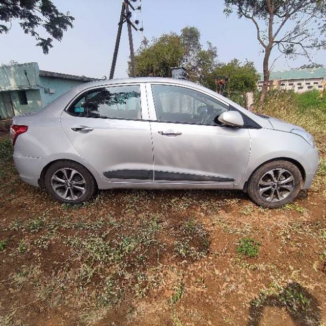 https://images10.gaadi.com/usedgaadi-sellcar/UsedCar/d6ba59d6-dc61-4aec-8ba7-e5cb65ee6a84/b6ca7701-3954-4ce1-b1f1-5b73393887fe.jpg?imwidth=6401