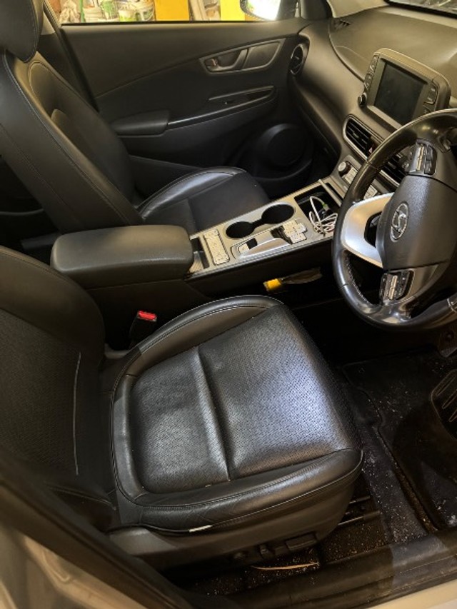 Hyundai Kona Premium - Photo 4