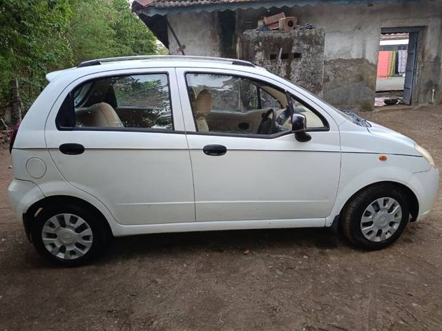 Chevrolet Spark 1.0 LT Second-hand 2011 Chevrolet Spark 1.0 LT for sale in Mahuva