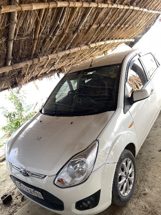 Second-hand 2013 Ford Figo Diesel EXI for sale in Auraiya