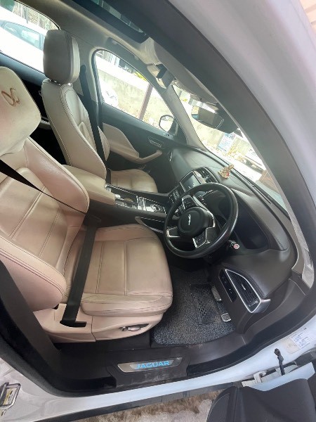Buy Used Jaguar F-Pace Prestige 2.0 AWD of 2019 model @ 35,00,000 INR ...