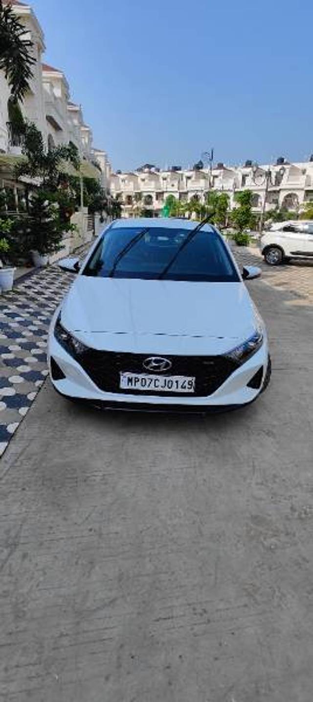 https://images10.gaadi.com/usedgaadi-sellcar/UsedCar/d719064b-2c18-454d-b7ed-c5d0ff13e50c/5f06c990-78ae-453f-9d7d-a47df5936ee4.jpg?imwidth=6400