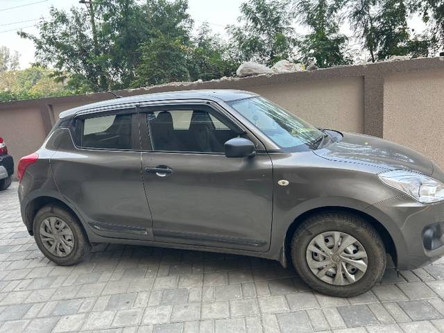 https://images10.gaadi.com/usedgaadi-sellcar/UsedCar/d71e286d-f567-4b5e-b595-839f2993977e/ac57213c-63a5-4f8d-9522-9d6c39902df6.jpg?imwidth=6400