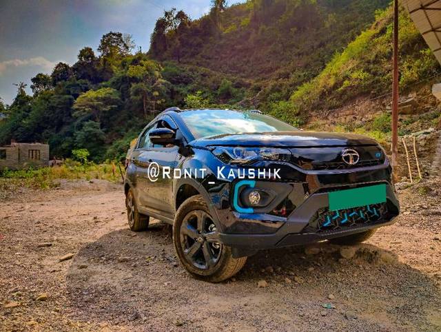 https://images10.gaadi.com/usedgaadi-sellcar/UsedCar/d780eef7-8757-4338-b30c-8173eb0457be/9c637203-a092-42dc-ba54-acc87b96e63a.jpg?imwidth=6400
