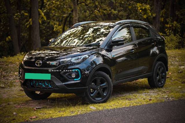 https://images10.gaadi.com/usedgaadi-sellcar/UsedCar/d780eef7-8757-4338-b30c-8173eb0457be/dce8c532-3b50-4f1b-9cd6-43af25131f89.jpg?imwidth=6402