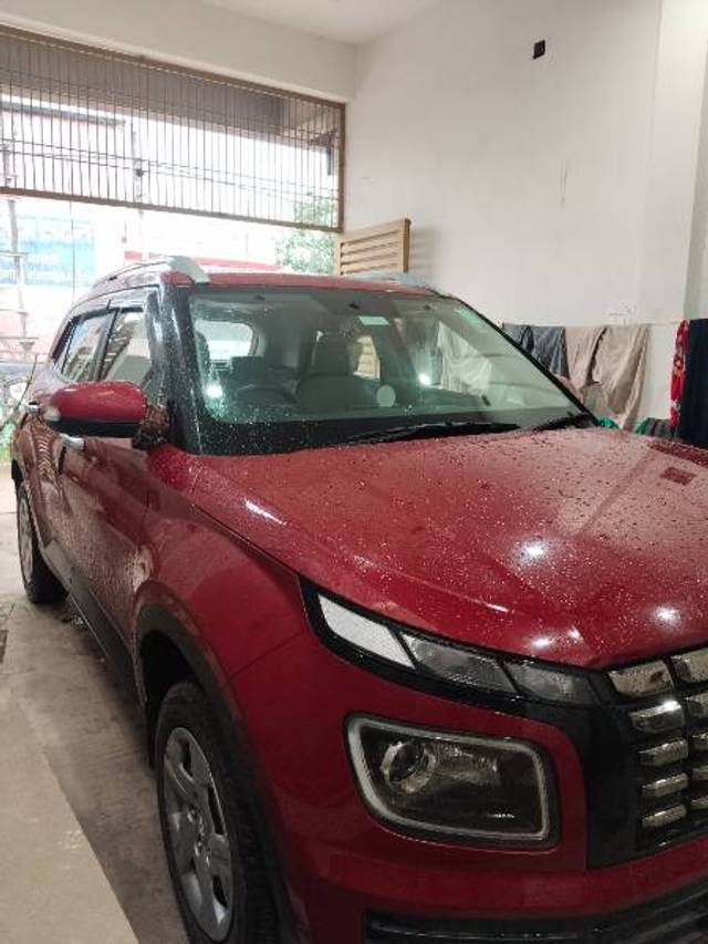 https://images10.gaadi.com/usedgaadi-sellcar/UsedCar/d7b38d26-1b63-412b-8de7-3beefcd5b791/acfc0aaa-45b7-453f-aba0-8195448a4436.jpg?imwidth=6400