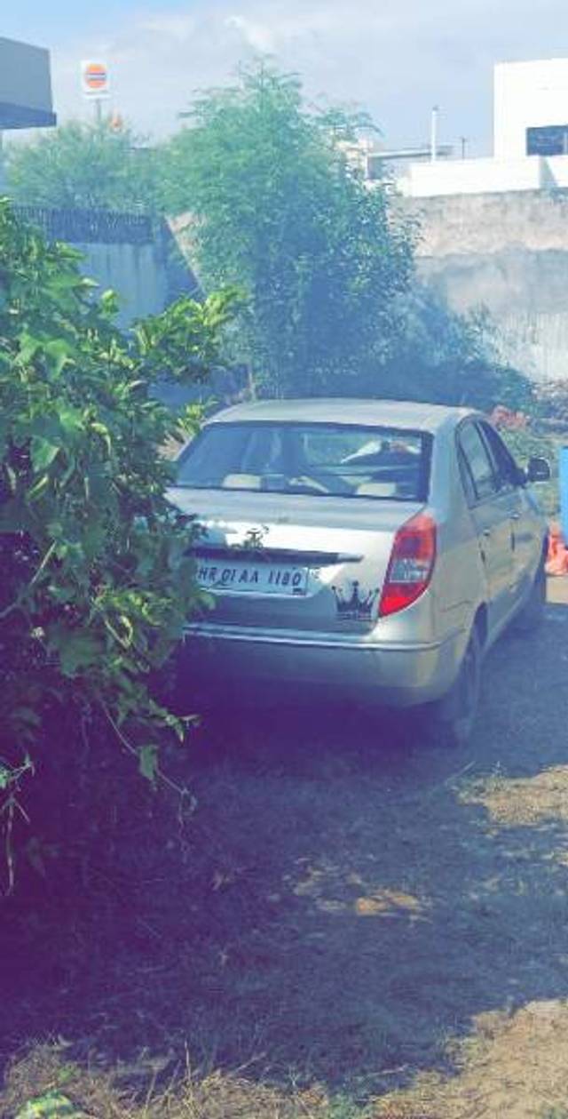 https://images10.gaadi.com/usedgaadi-sellcar/UsedCar/d7ce6b6a-7af2-4eaa-8ed6-a37b5a784efb/1aa927b6-fa5f-424e-8222-08b2174cf426.jpg?imwidth=6400