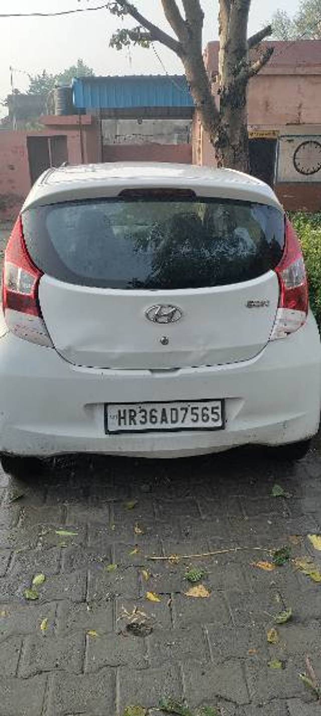 https://images10.gaadi.com/usedgaadi-sellcar/UsedCar/d7d52bdc-961b-4bd6-b19a-6b0c1d1fd897/32ebcd5f-116f-4424-994a-8400239c2386.jpg?imwidth=6400