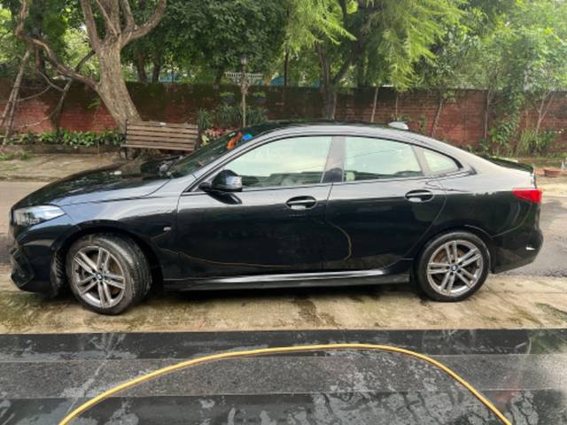 https://images10.gaadi.com/usedgaadi-sellcar/UsedCar/d7f7329d-f7f9-4081-a153-058f6e9c0591/7f393eda-fd6e-44fb-b423-3d18bdacd6dd.jpg?imwidth=6401