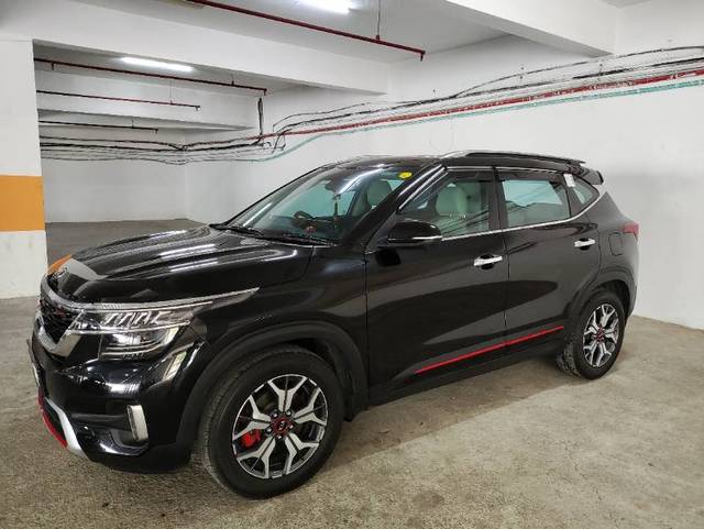 https://images10.gaadi.com/usedgaadi-sellcar/UsedCar/d898f53c-a7c4-41d7-997b-081934bf36bc/c90ec2f8-445d-4058-a60b-409b2d341da9.jpg?imwidth=6402