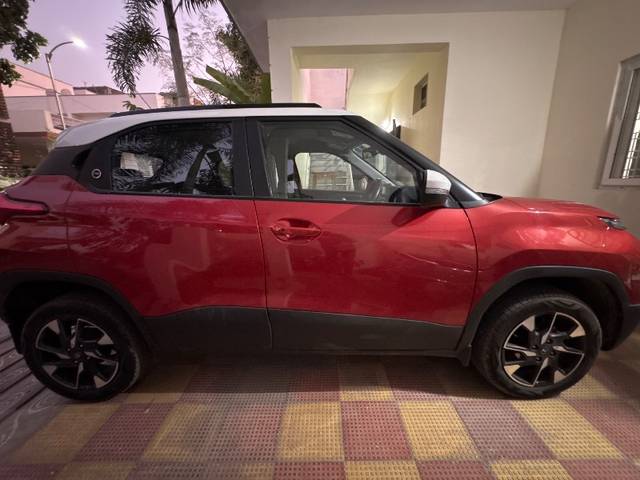 https://images10.gaadi.com/usedgaadi-sellcar/UsedCar/d8df0fca-0701-4673-978c-f0f9a1a115aa/5fe997d2-0661-4fb3-8226-b0f52d4eddb5.jpg?imwidth=6401