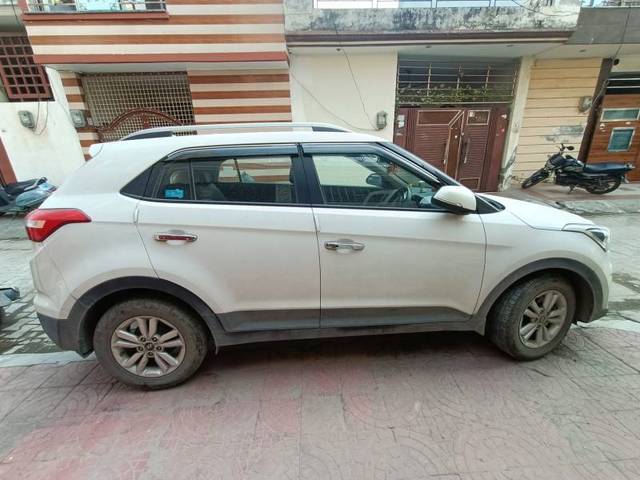 https://images10.gaadi.com/usedgaadi-sellcar/UsedCar/d8f8d20d-f6cb-4606-b5db-d7f635fb25f5/fb35a071-29c5-41f1-bf8f-9b8af5a59348.jpeg?imwidth=6401