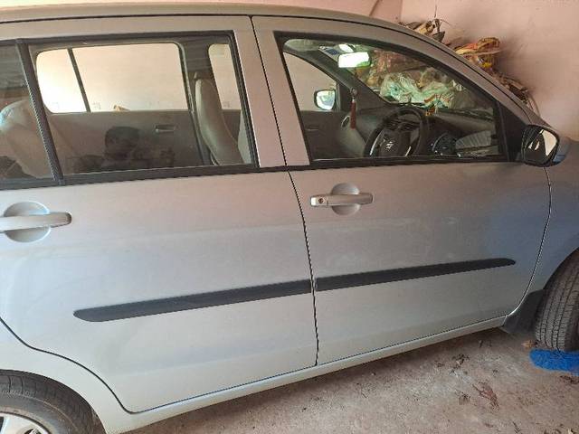 https://images10.gaadi.com/usedgaadi-sellcar/UsedCar/d95e3a30-aca9-4967-b065-a8f3398b90c8/f3935344-862b-4d40-afb2-5039532600b9.jpg?imwidth=6402