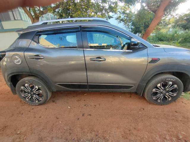 https://images10.gaadi.com/usedgaadi-sellcar/UsedCar/d9701cb1-52c1-44af-8402-89e25a191ddd/e0f4bada-ef92-4d14-aceb-35b48dd5cfe4.jpg?imwidth=6401