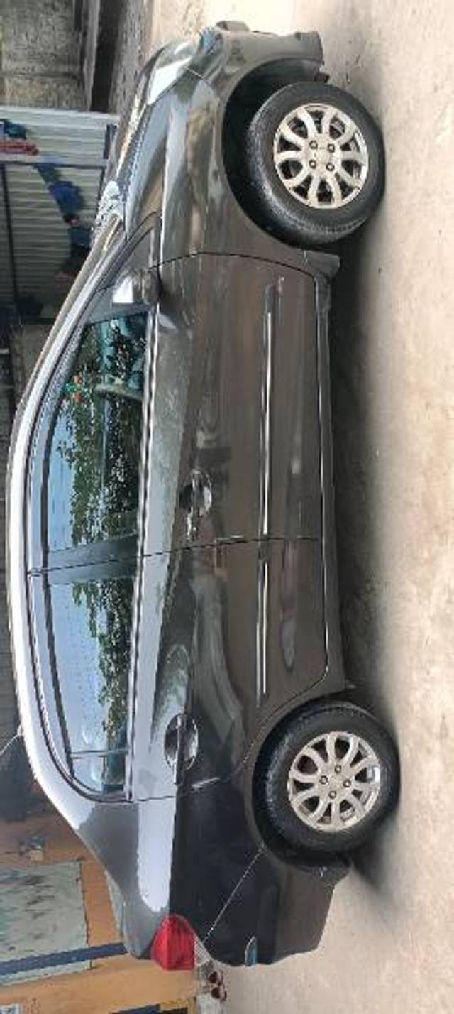 https://images10.gaadi.com/usedgaadi-sellcar/UsedCar/d9baf3b1-7978-4e36-8b82-6e43584aeb50/bd944e12-b895-4474-930b-1e0bd6eff14b.jpeg?imwidth=6402