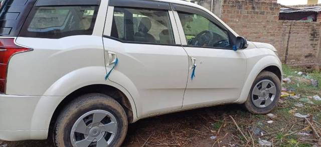 https://images10.gaadi.com/usedgaadi-sellcar/UsedCar/d9da877f-1ecf-4974-aee6-8df85c0ef1e7/70c4738a-473e-4d1b-a430-5beef4811677.jpg?imwidth=6400